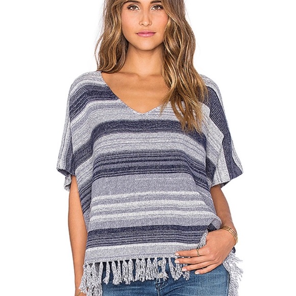 Soft Joie Olynn Blue Stripe Poncho V- Neck Fringe Sweater Size Small - Picture 2 of 8